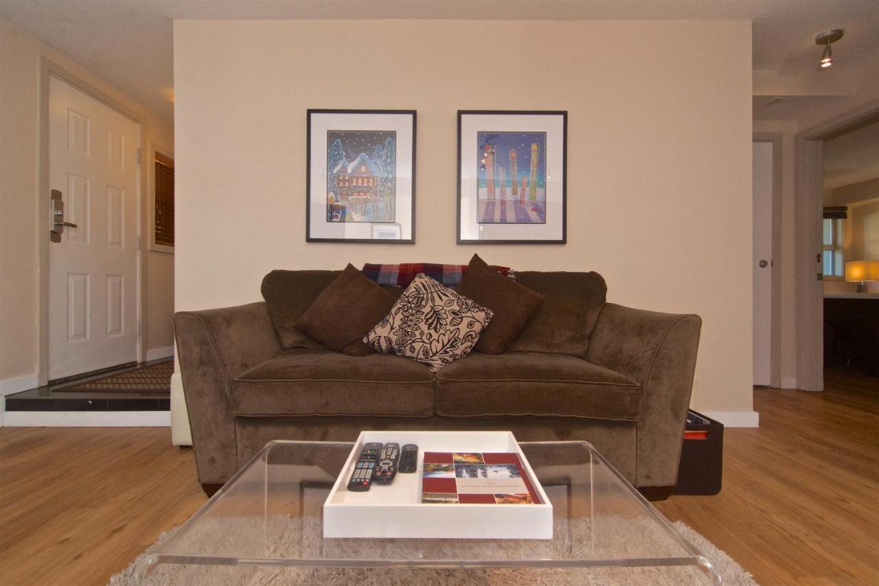 Whistler Blackcomb Vacation Rentals - Village North Chambre photo